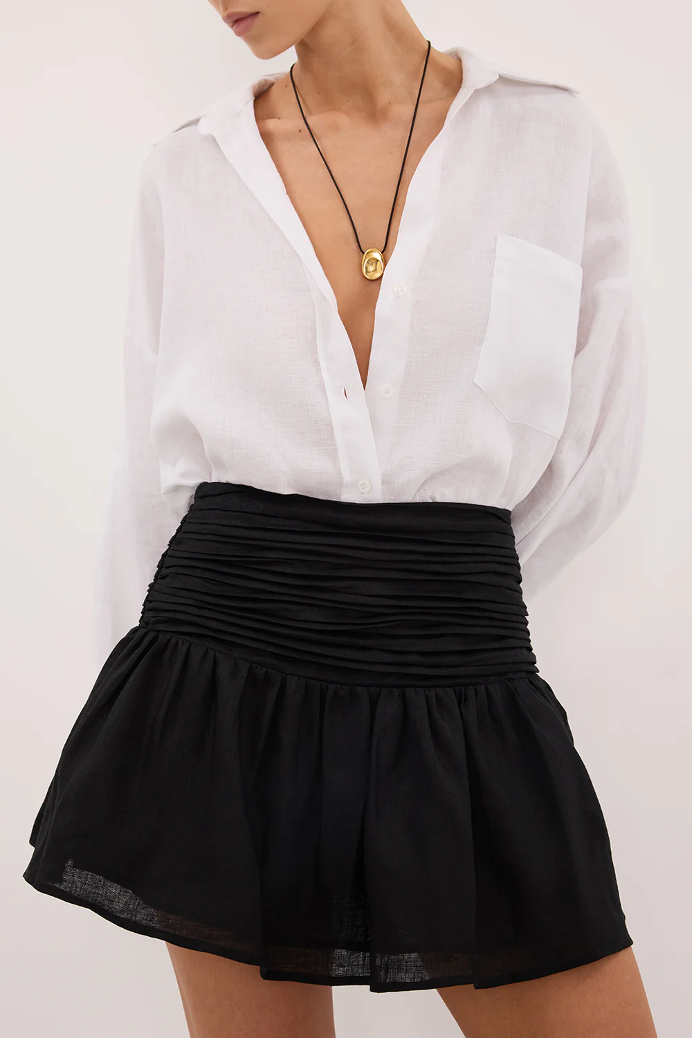 CATANIA BLACK LINEN MINI SKIRT - Image 5