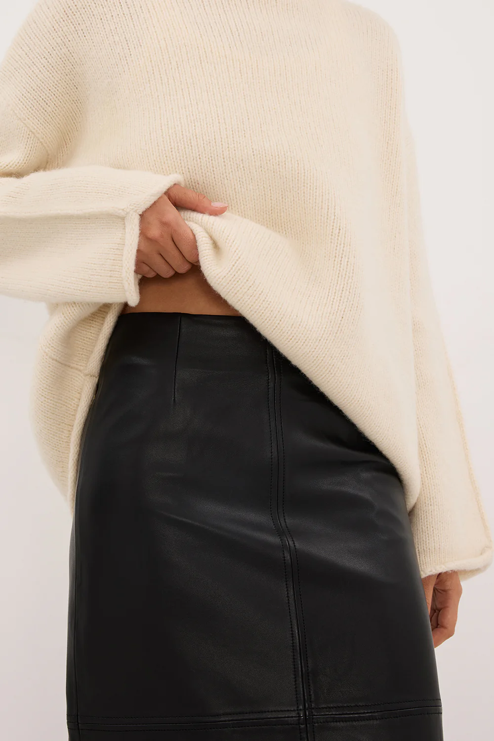 COOPER BLACK LEATHER MIDI SKIRT - Image 6
