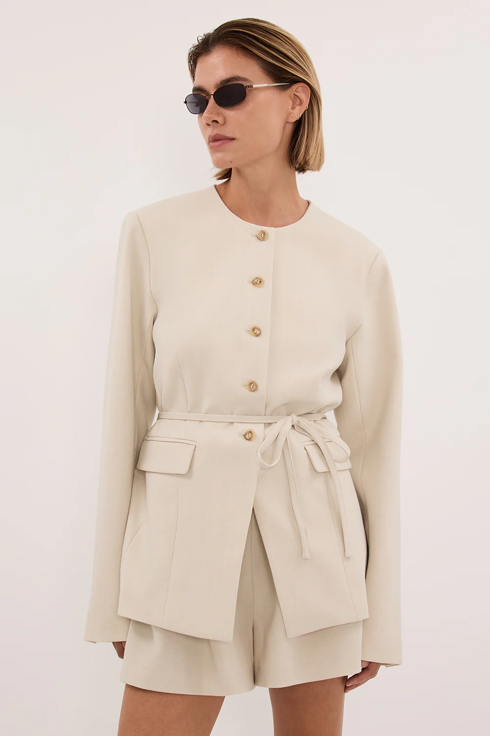 CYRUS BONE COLLARLESS BLAZER - Image 2