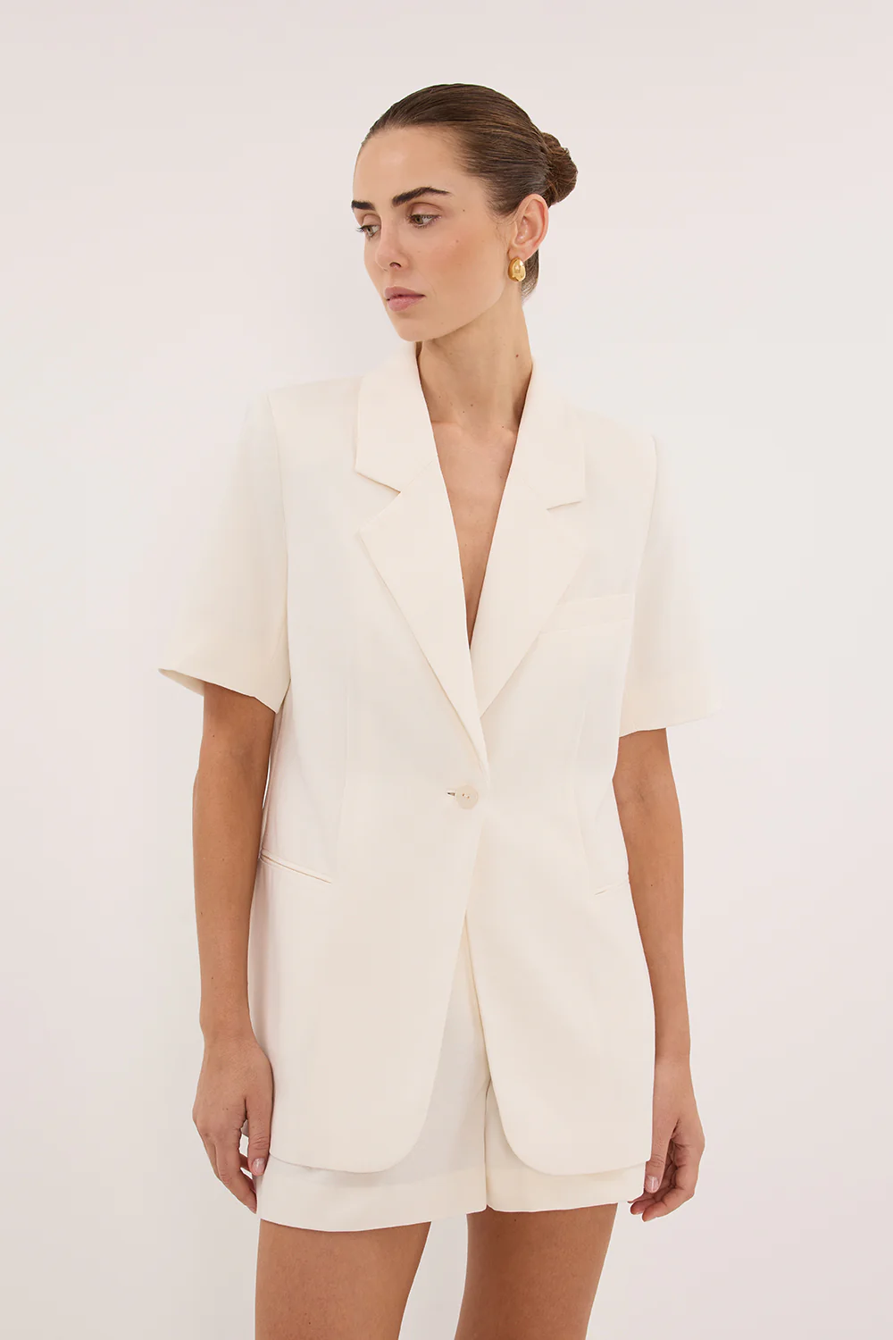 JORDY CREAM SHORT SLEEVE BLAZER - Image 2